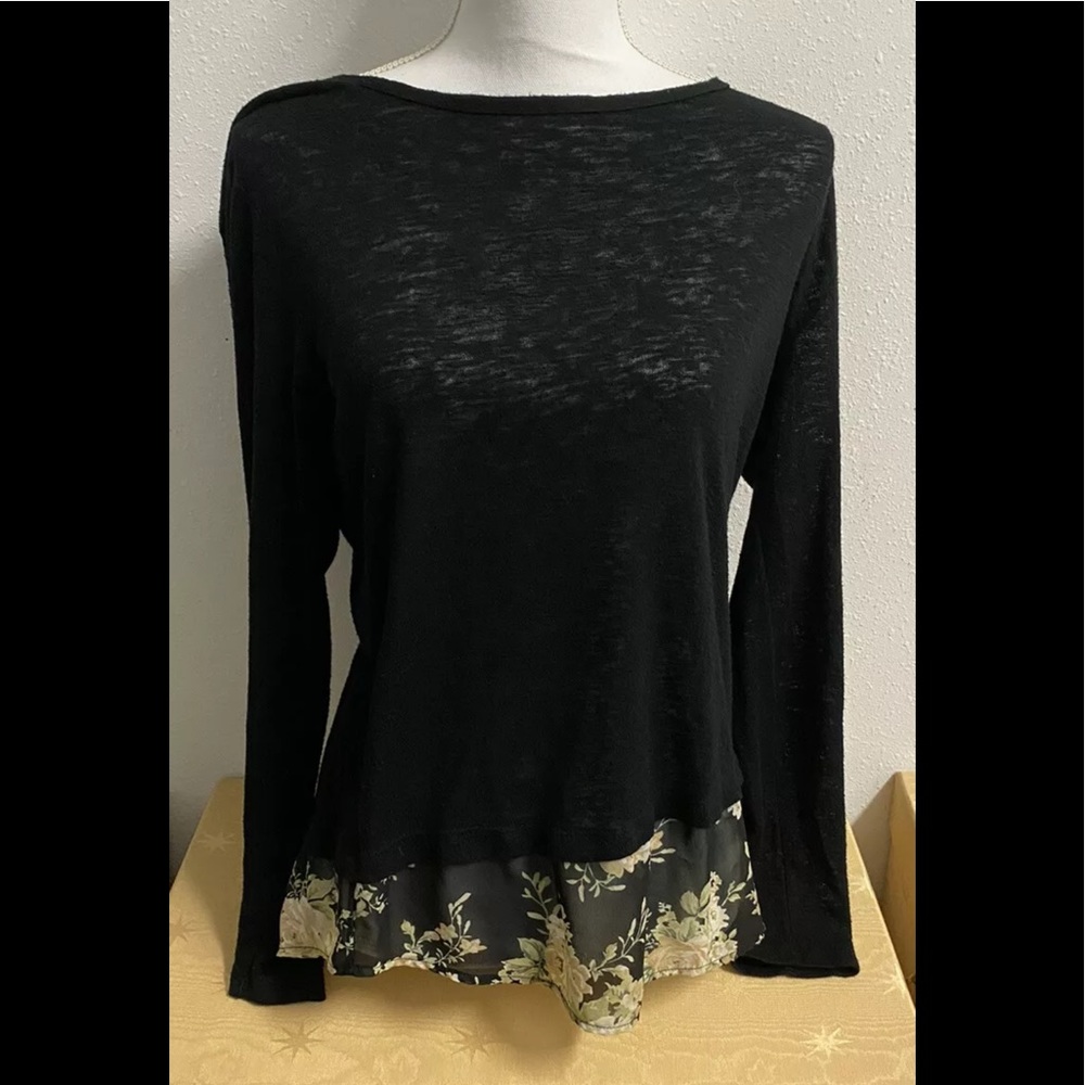 Women’s Forever 21 Women’s Top Size Medium